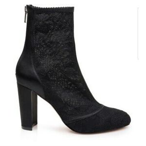 Sexy Lace Satin Booties 7.5 Badgley Mischka